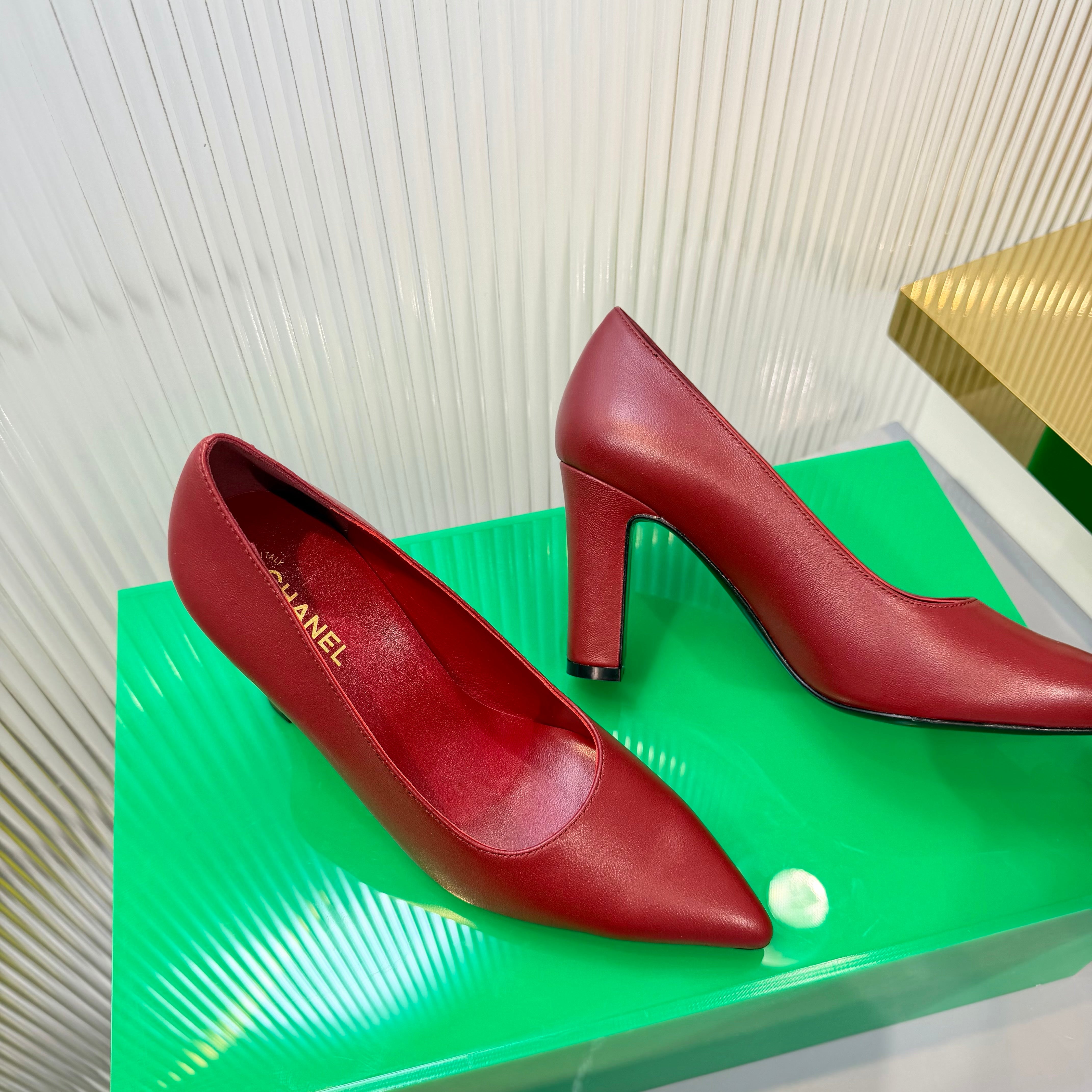 CC 26s Pumps 8.5cm Burgundy Lambskin 924310
