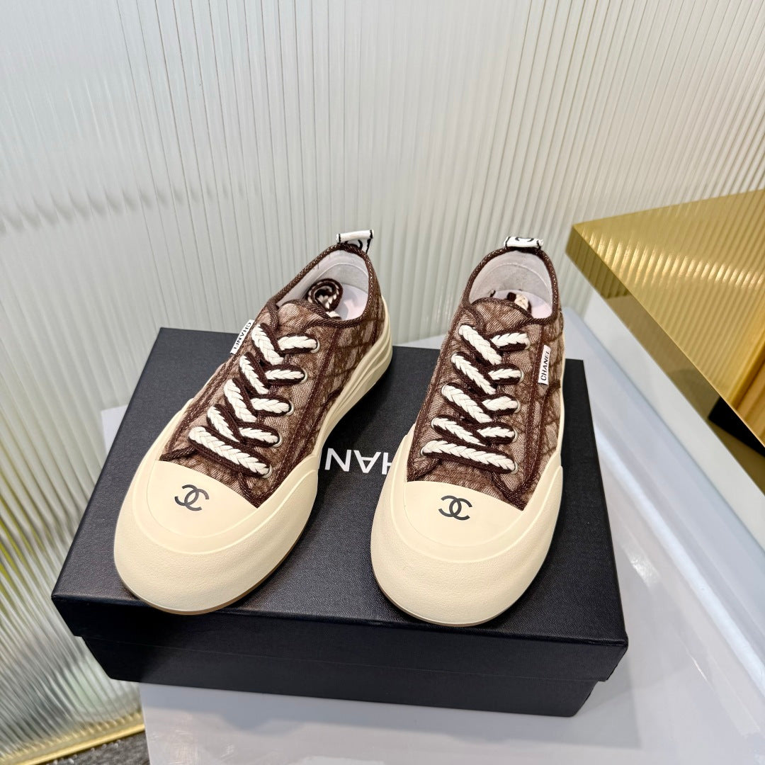CC 26s Biscuit Shoes Brown White Sheepskin Denim 927709