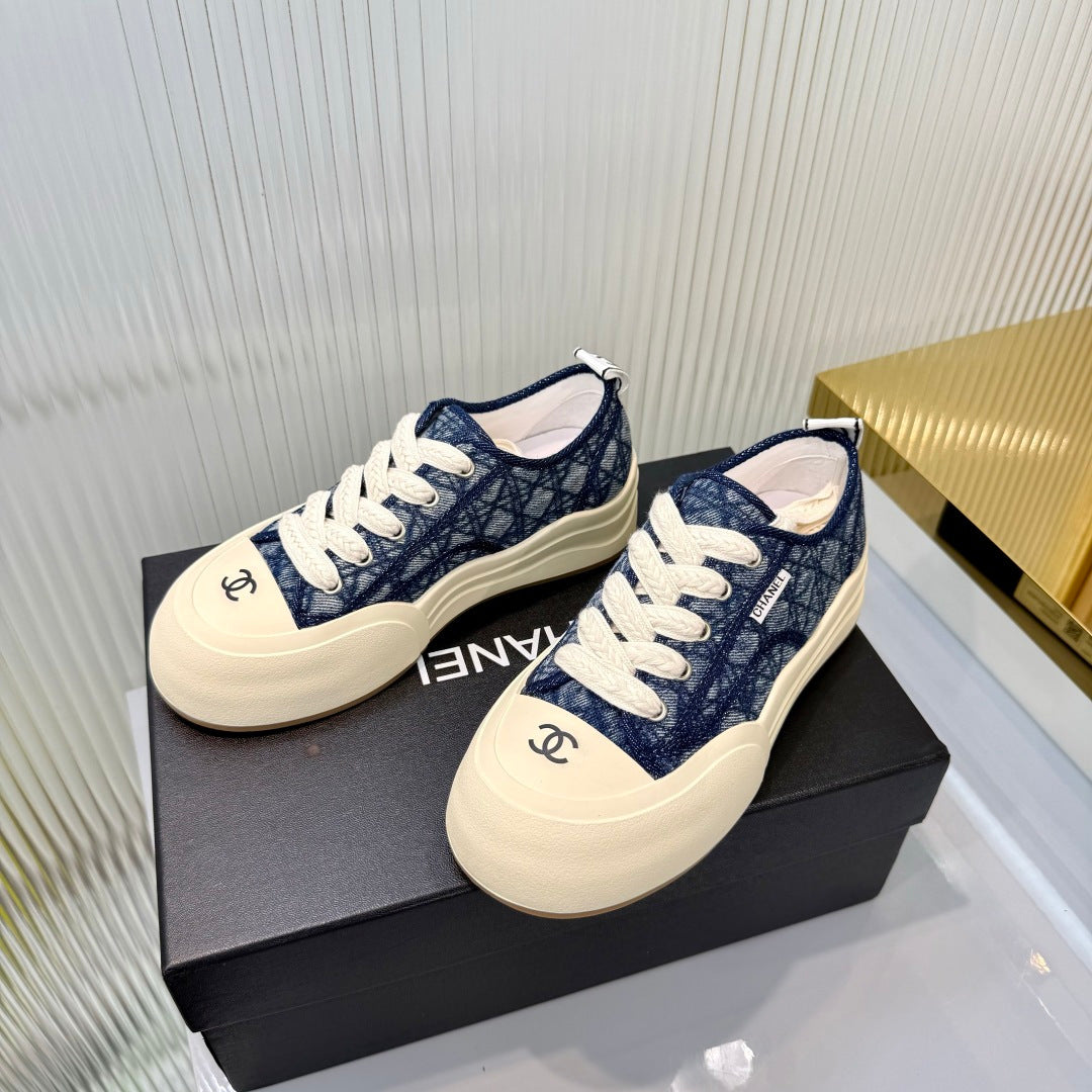 CC 26s Biscuit Shoes Blue White Sheepskin Denim 927710