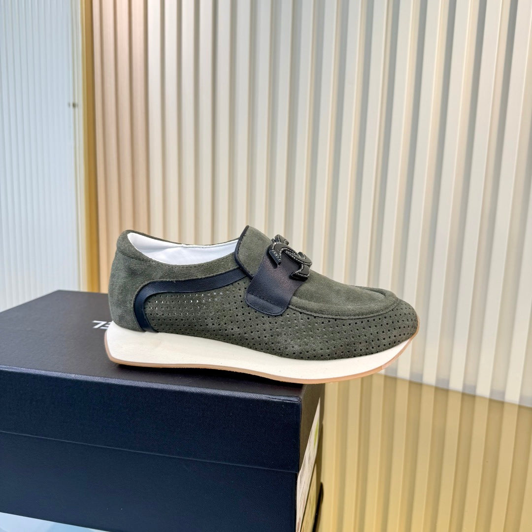 CC 26s Casual Sneakers Olive Suede 927081