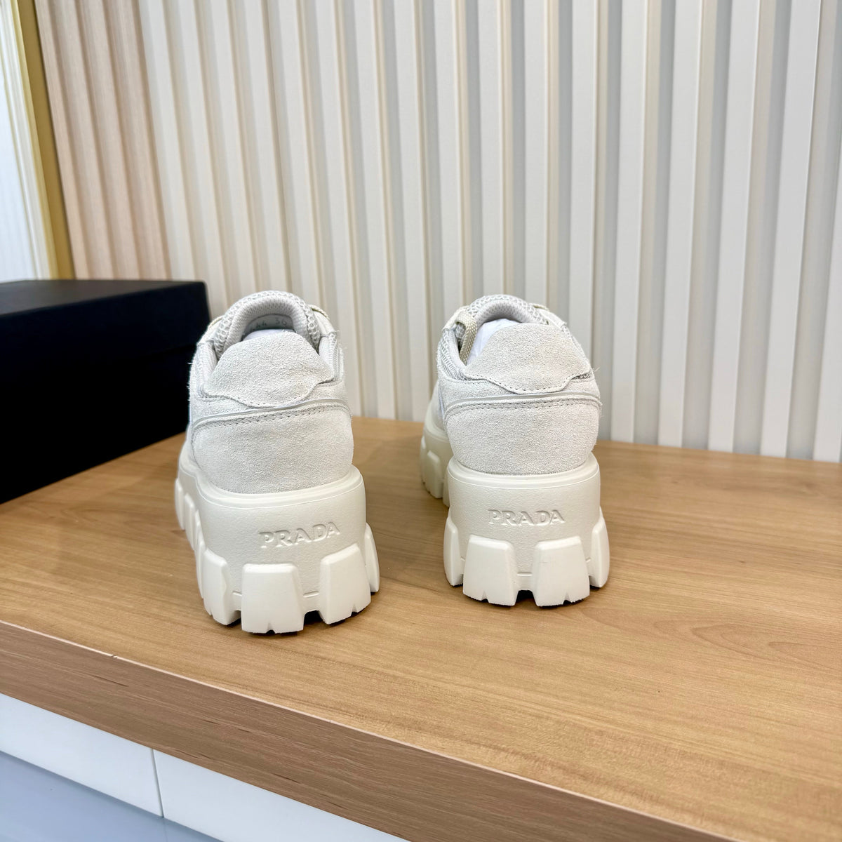 Prada 26s Sneakers White Mesh Suede 140576