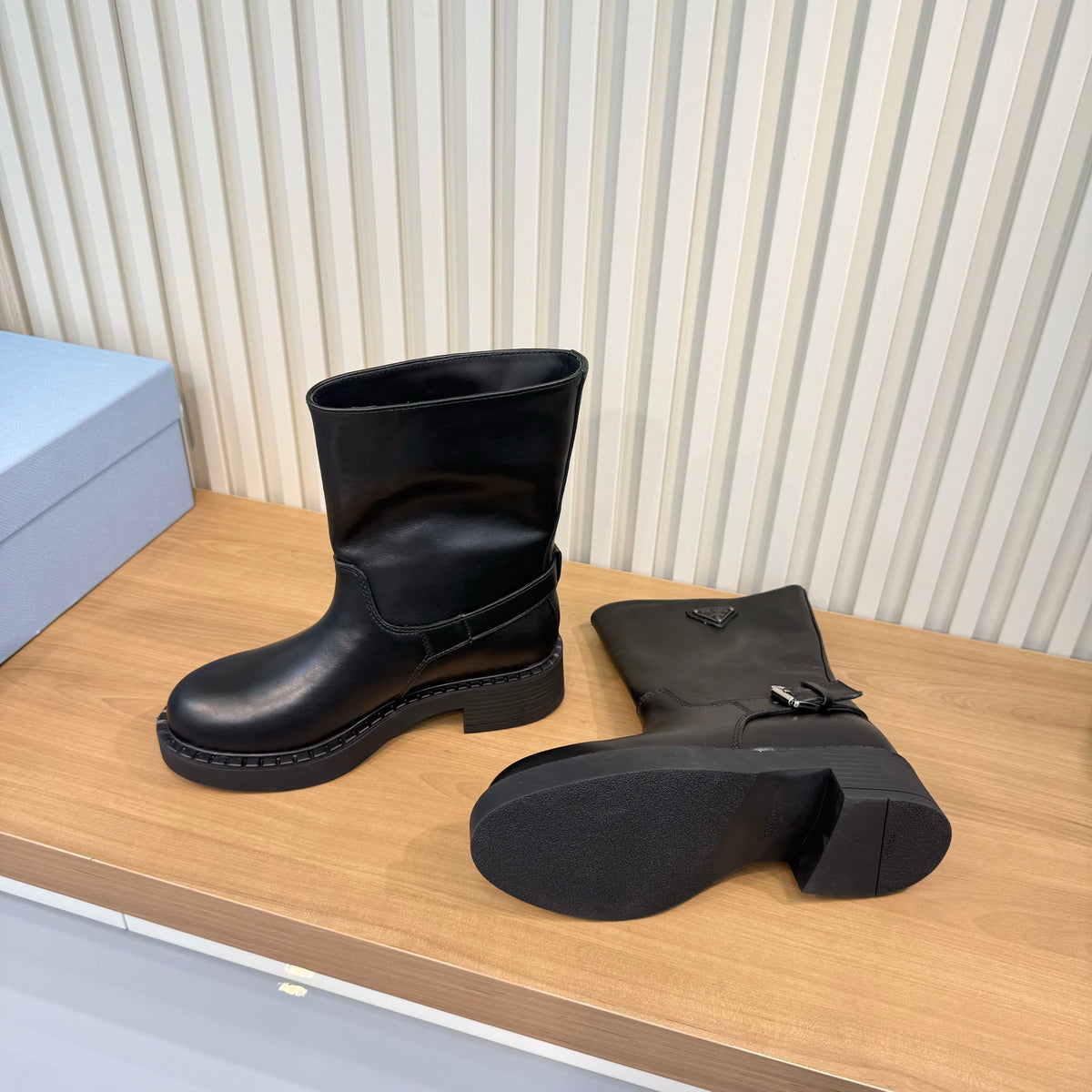 Prada 26s Mid-Calf Boots Black Leather 140456