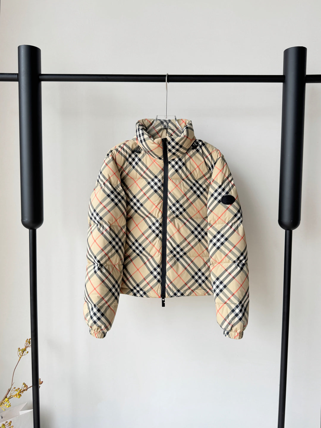 BB 26s Vintage Check Puffer Jacket Archive Beige Down 427148