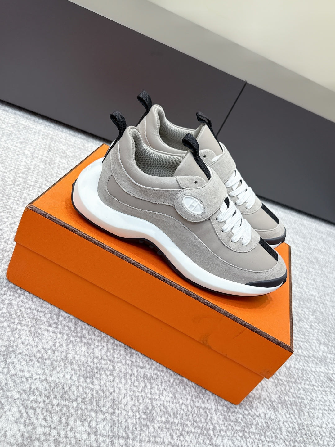 HM 25s Loop Sneaker Gray Suede Lamskin 462189