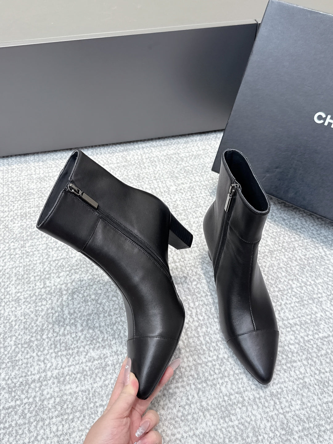 CC 2025s  Lion Pointed Toe Ankle Boots 50mm Black Sheepskin 461623
