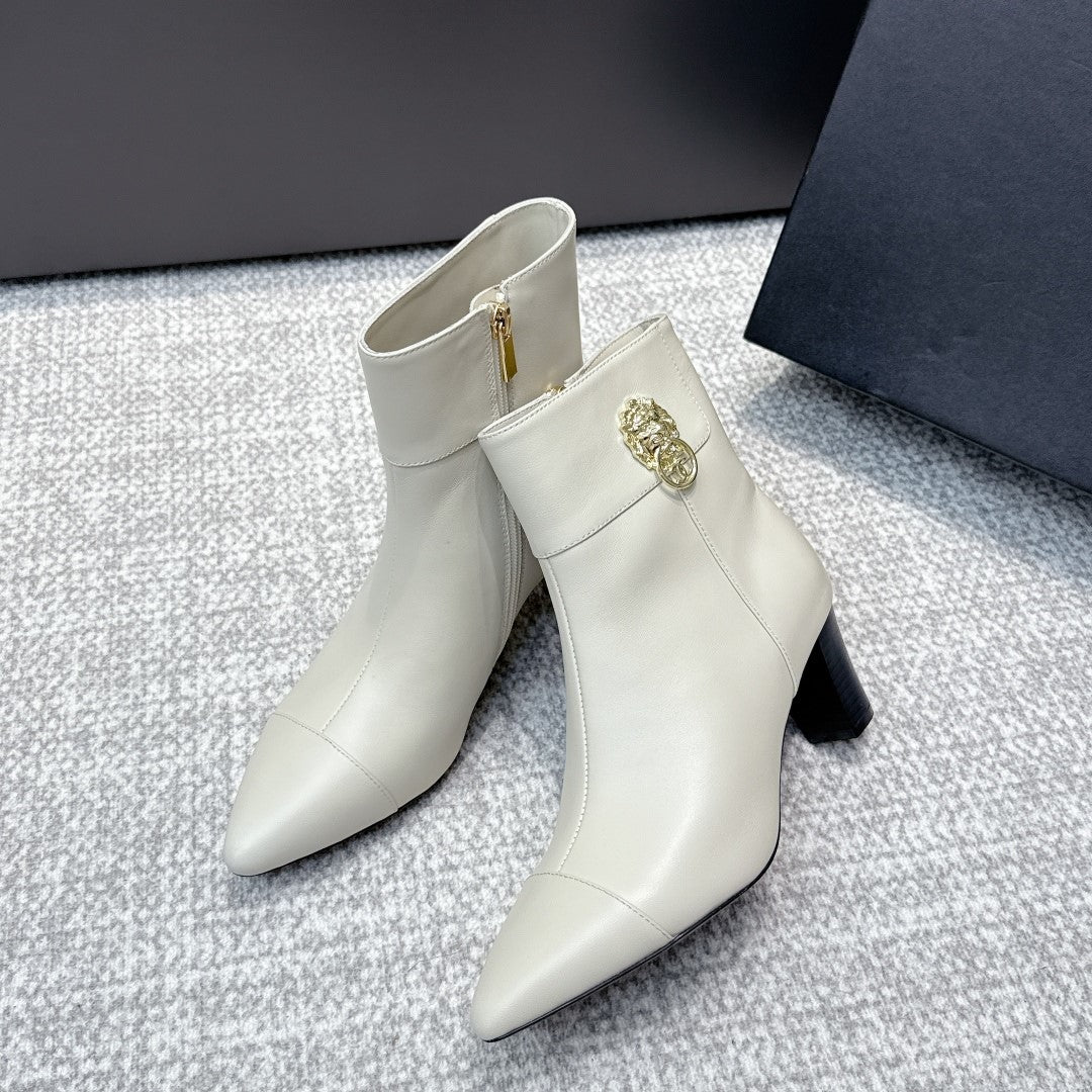 CC 2025s  Lion Pointed Toe Ankle Boots 50mm White Sheepskin 461624