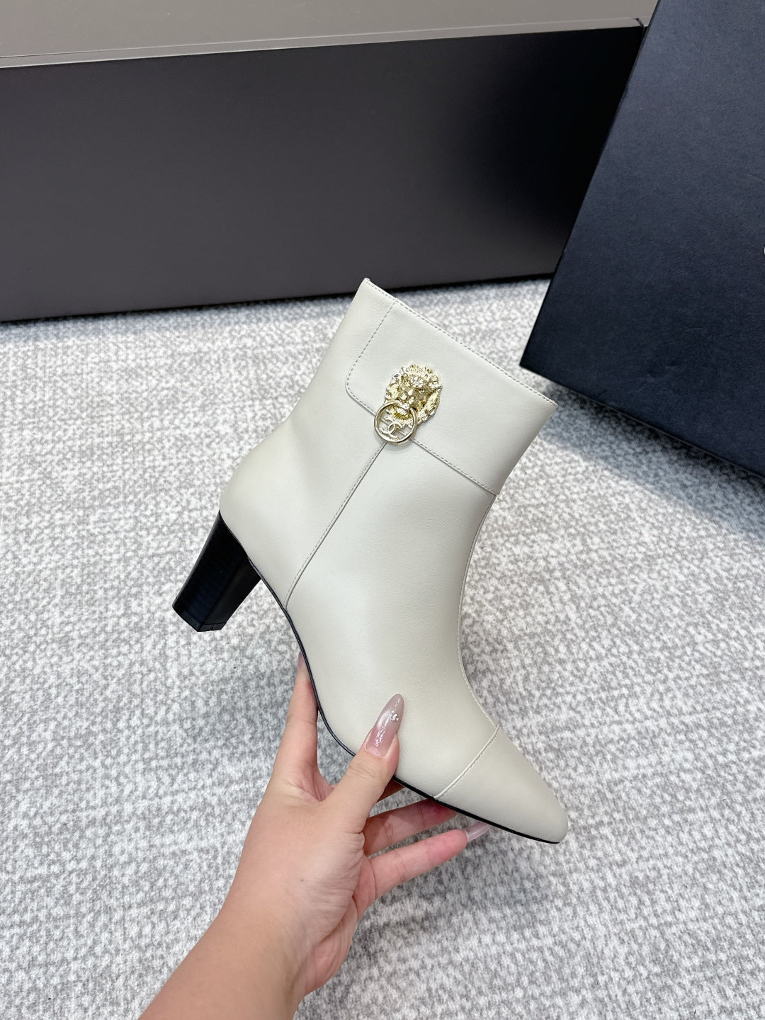 CC 2025s  Lion Pointed Toe Ankle Boots 50mm White Sheepskin 461624