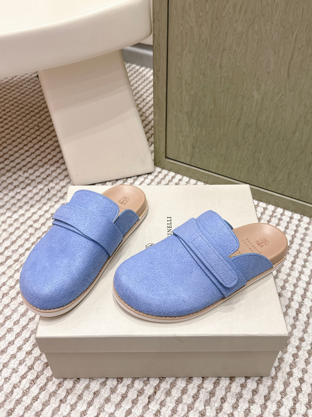 Brunello 26s Closed-Toe Men's Slippers Light Blue Suede 612233