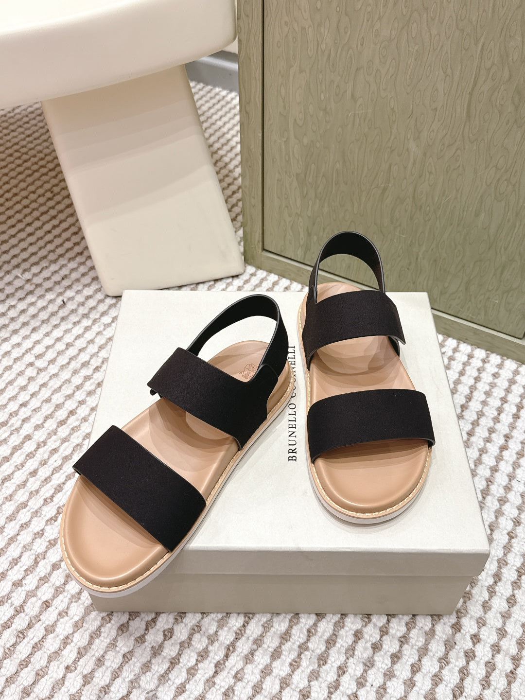Brunello 26s Velcro  Men's Sandals Black Brown Suede Cowhide  612226
