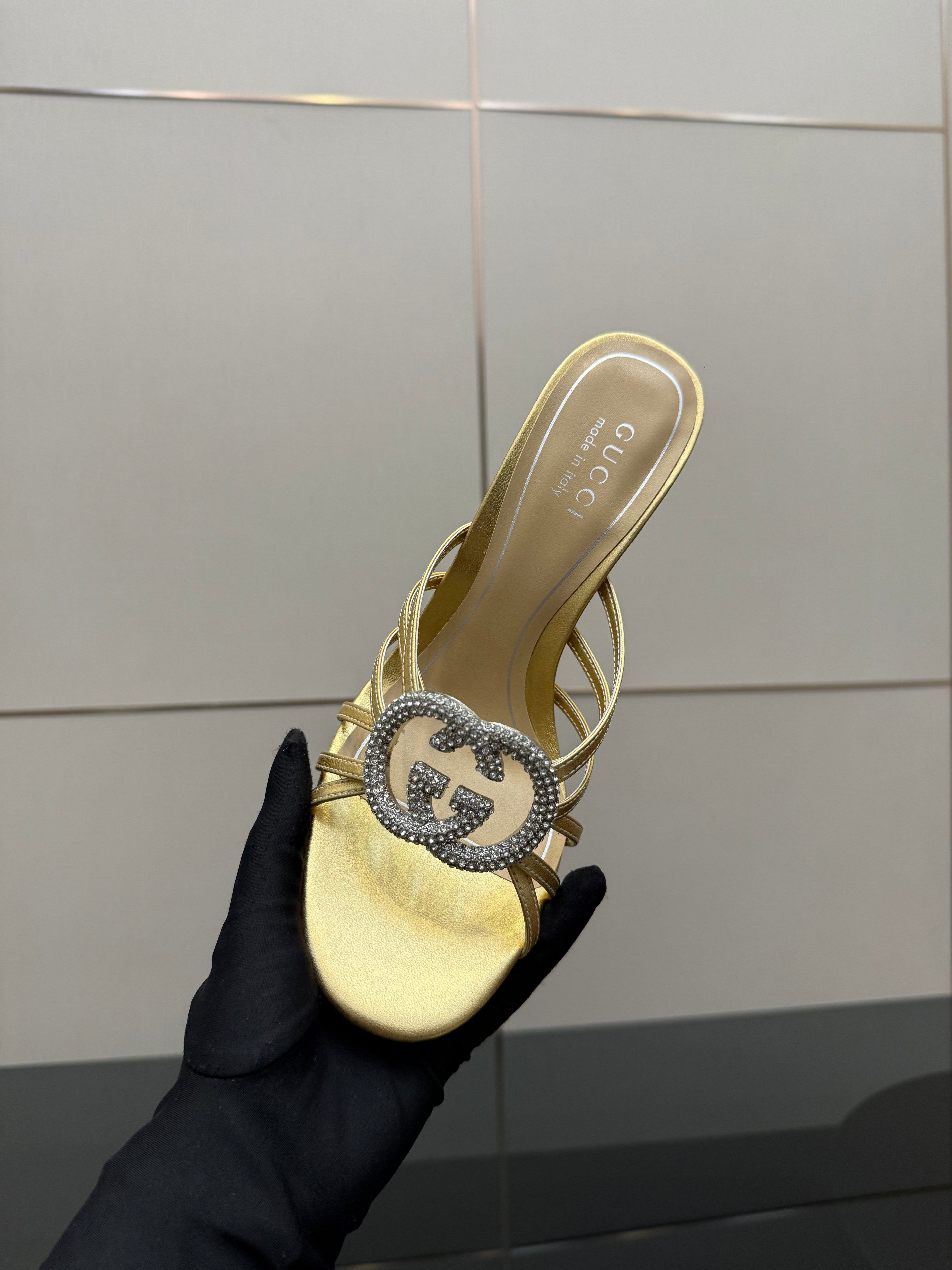 Women's Slide 85mm With Crystal Interlocking G Gold Leather