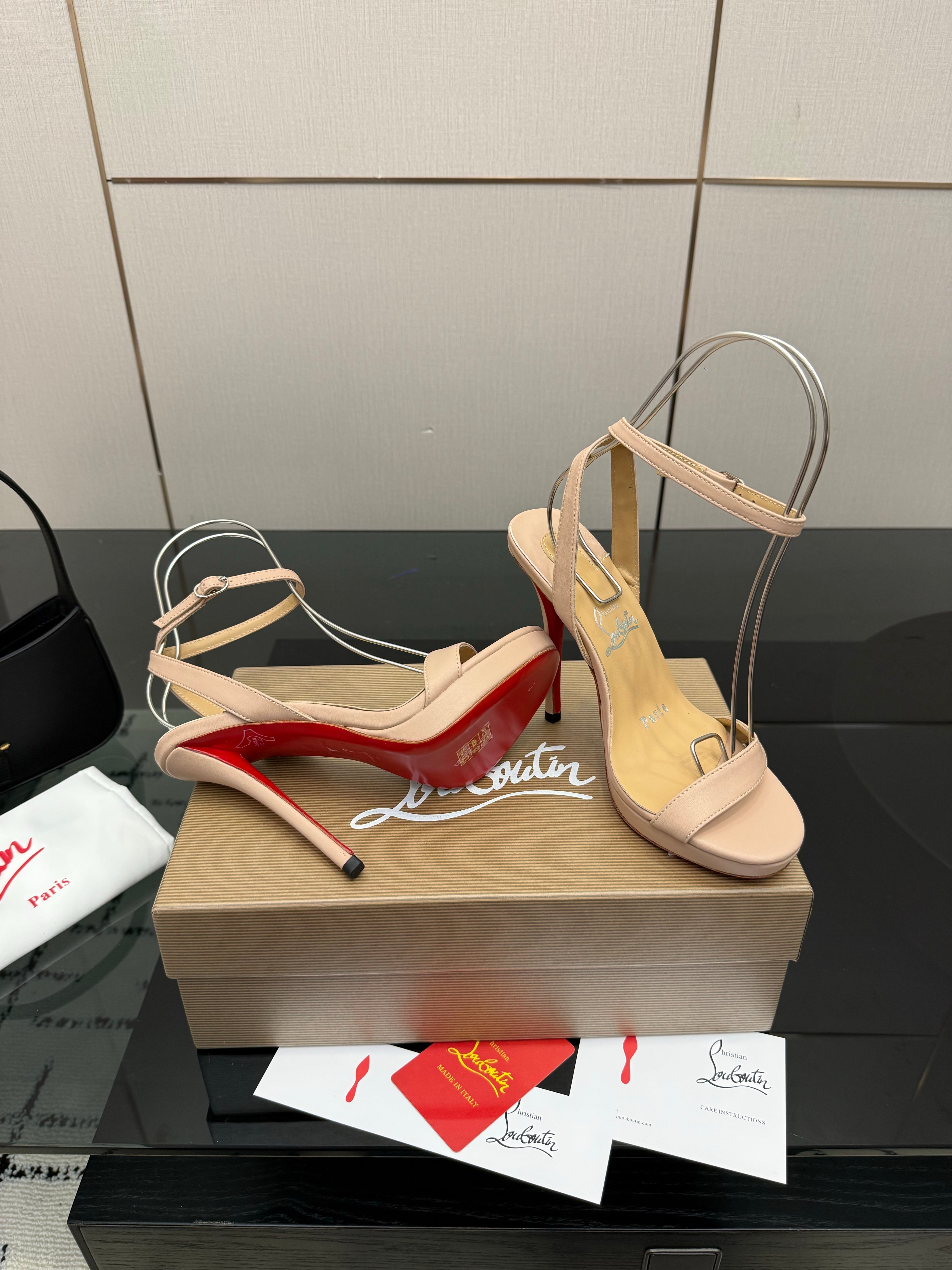 CL Miss Z Sandal 12cm Beige Cowhide 828155