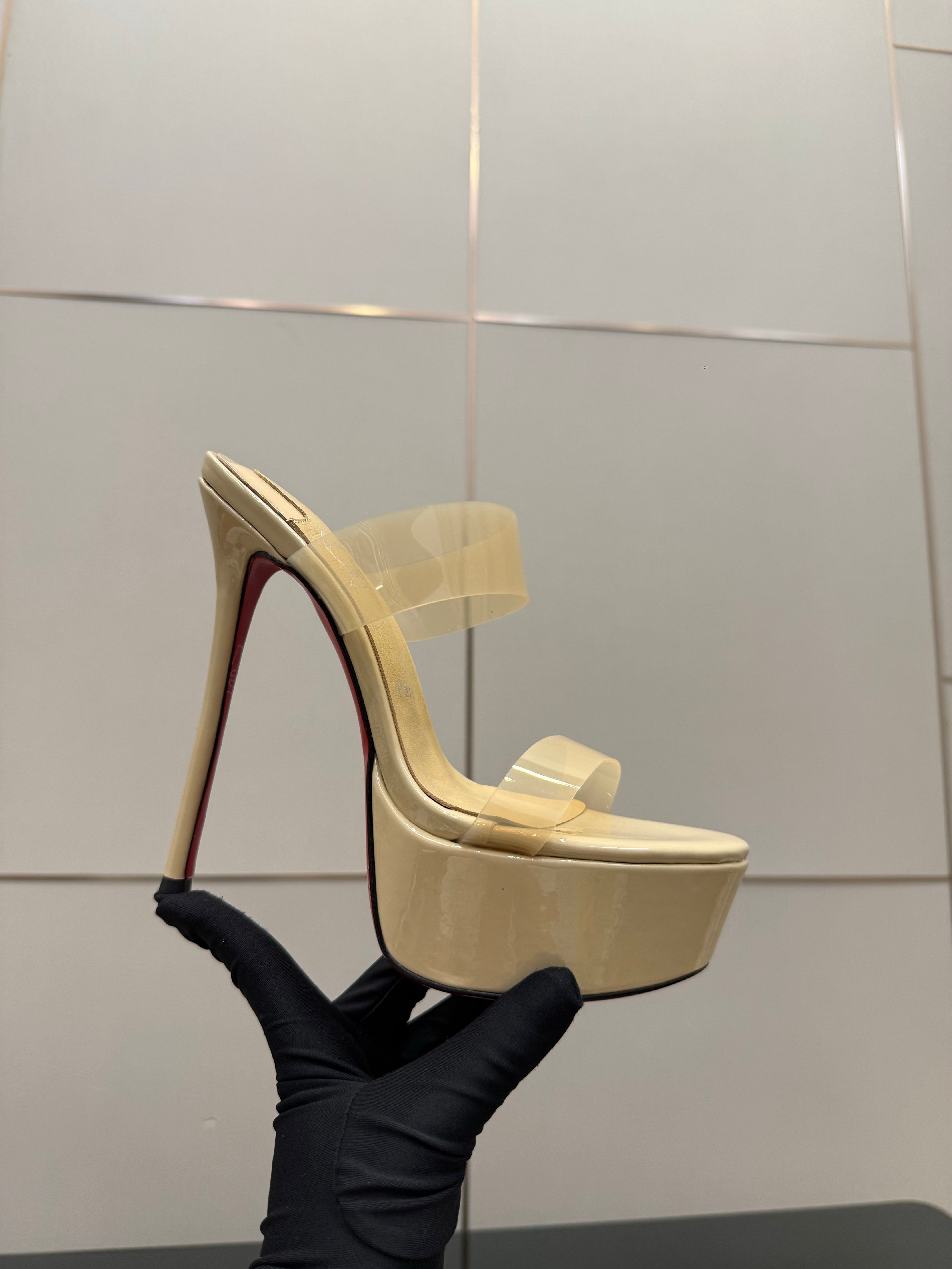 Christian Louboutin 2026 Just Loubi 14.5cm Mules Beige PVC Lambskin 828176