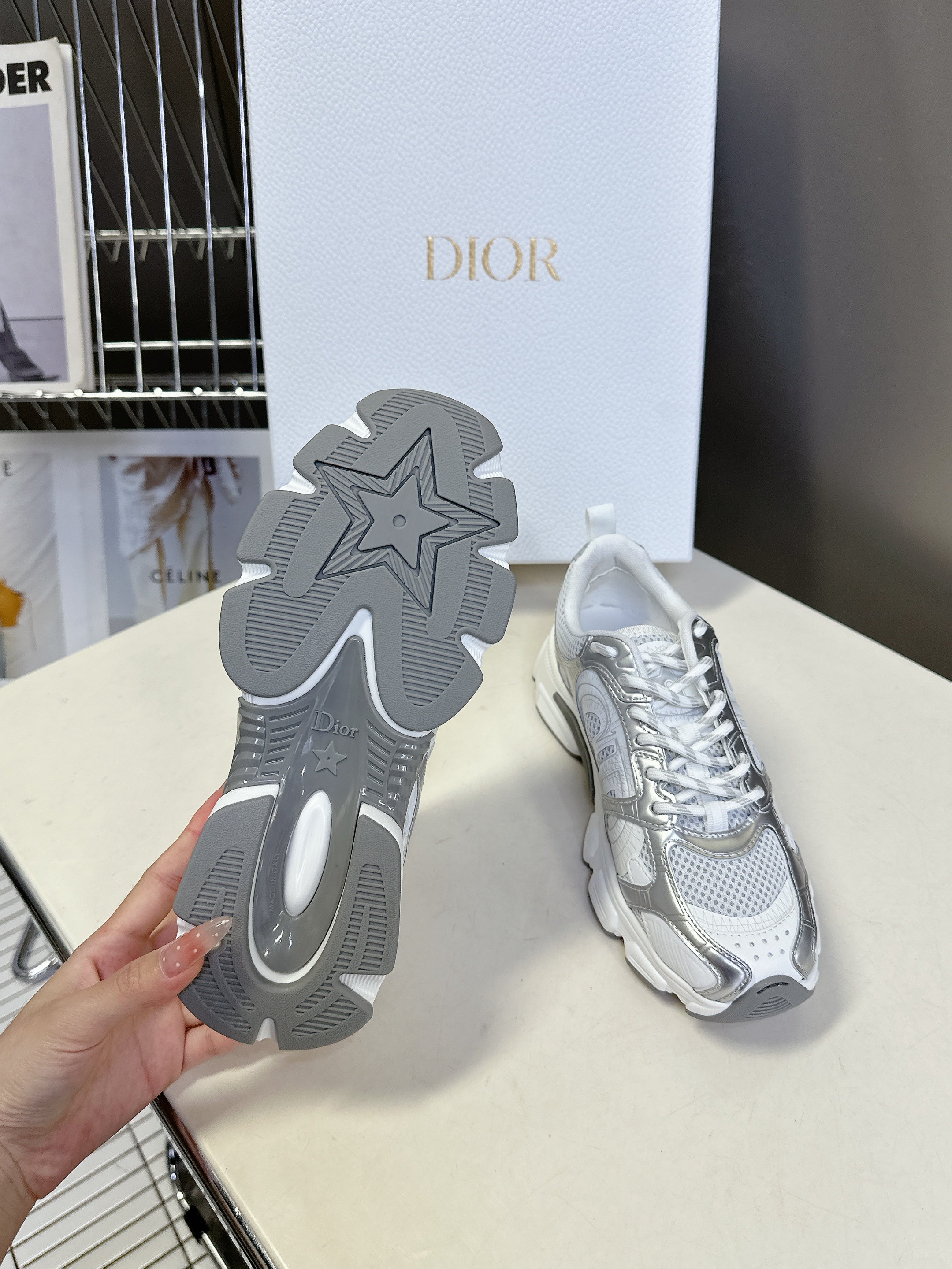 CD 25 Sneaker White Sliver 307167