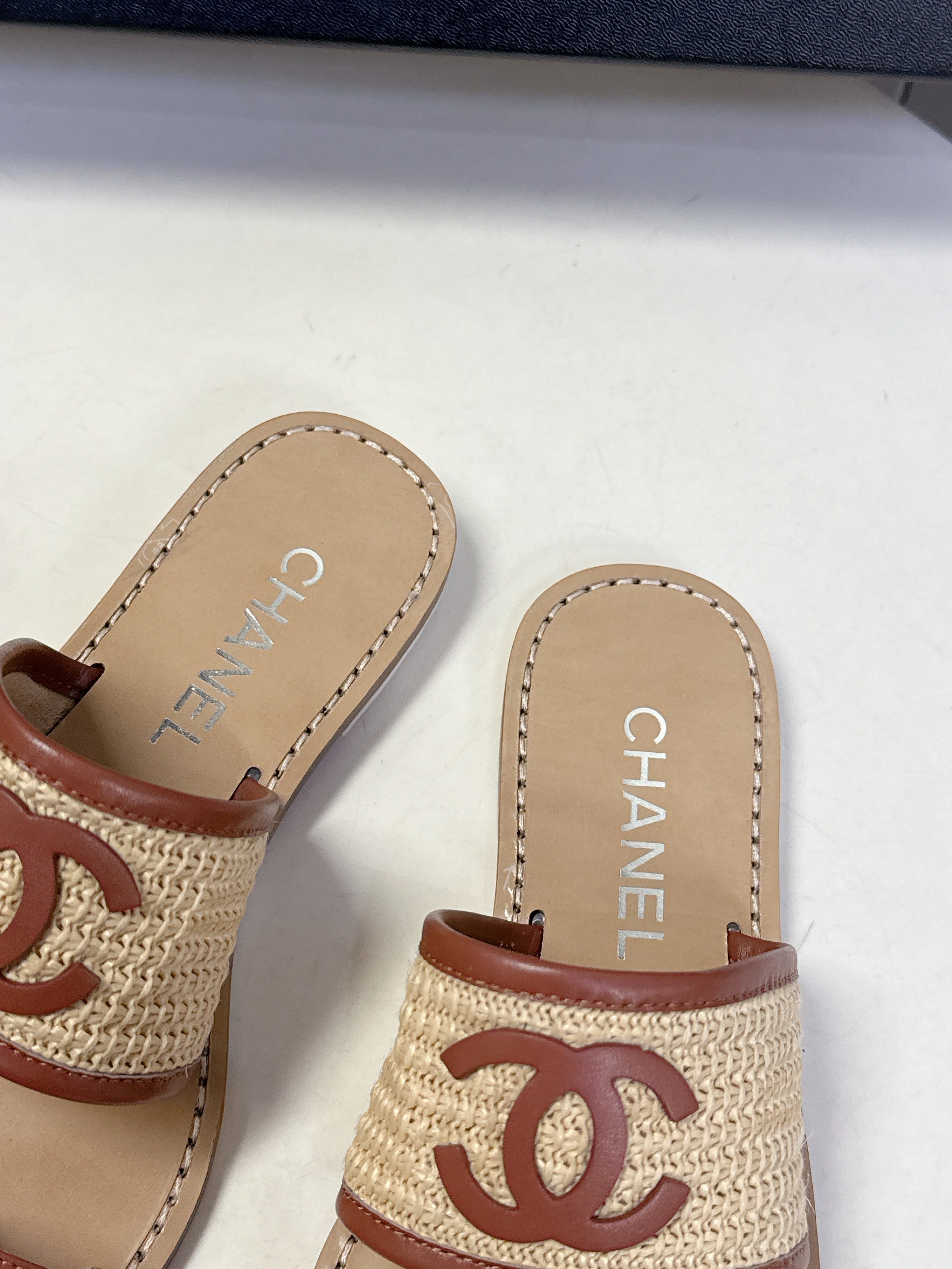 CC Spring Summer 2026 Mules Beige Brown Raffia Lambskin 635523