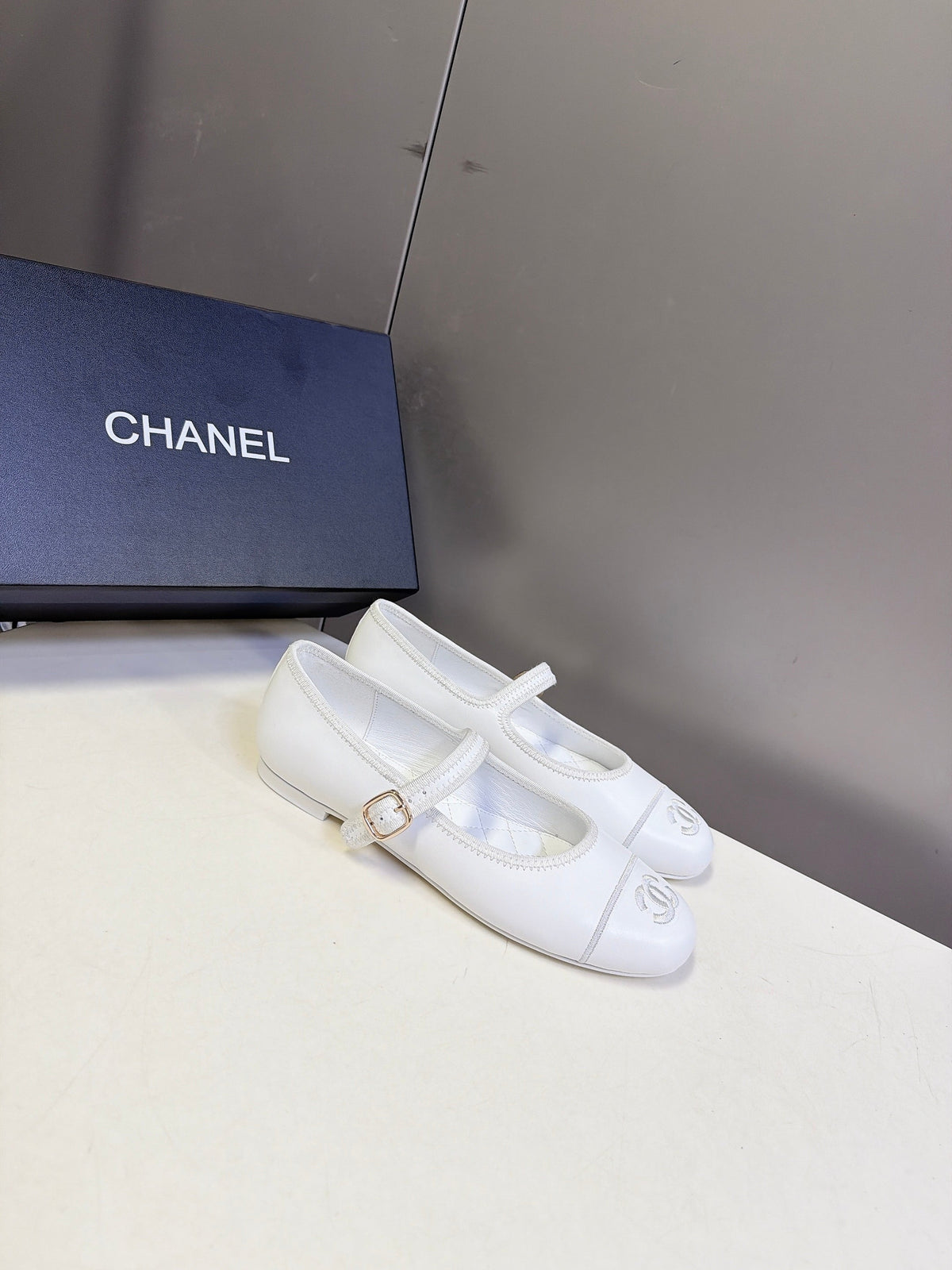 CC 26s Ballet Flats White Quilted Lamskin 947970