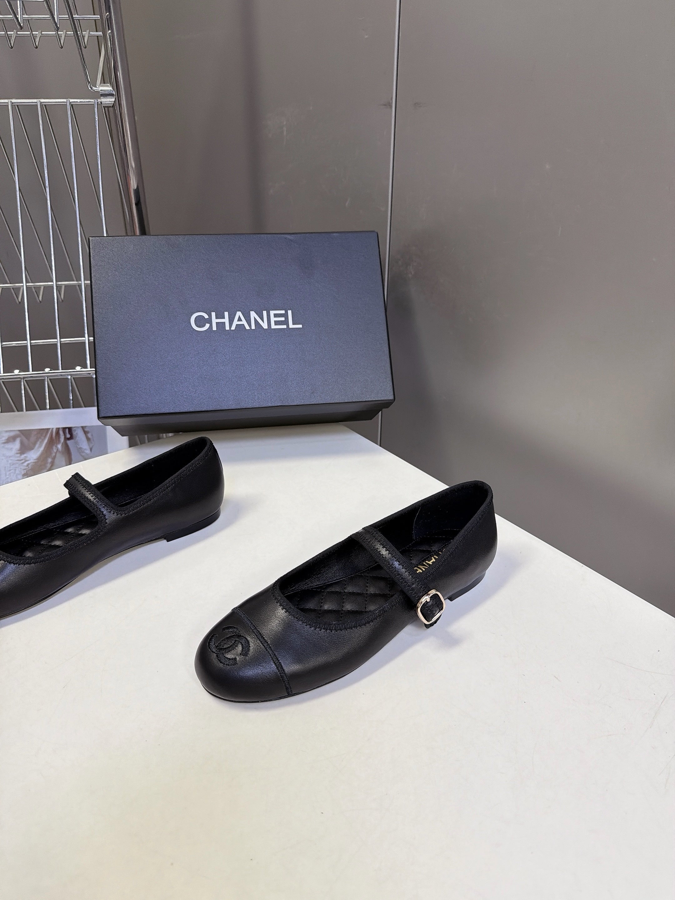 CC 26s Ballet Flats Black Quilted Lamskin 947973