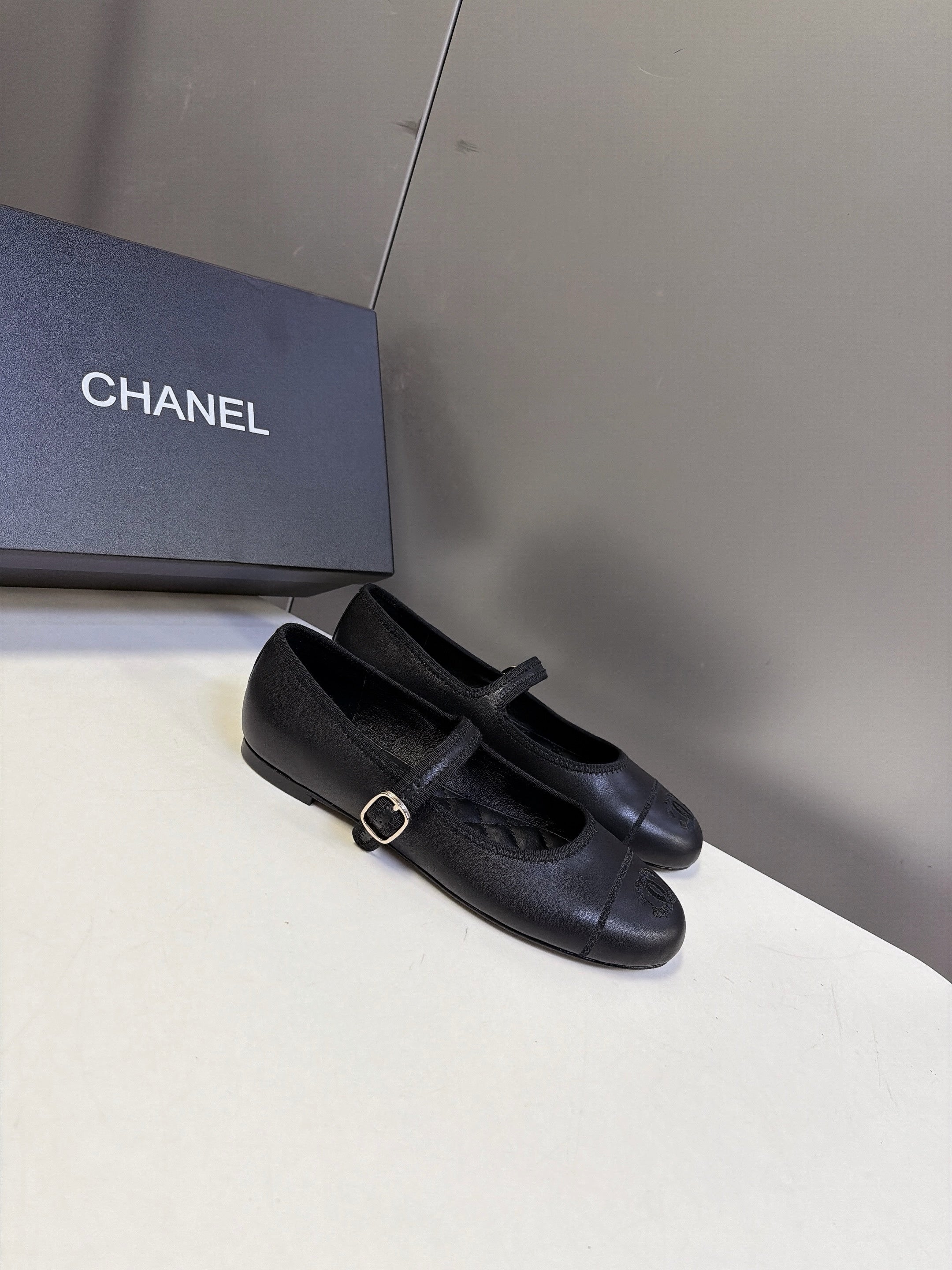 CC 26s Ballet Flats Black Quilted Lamskin 947973