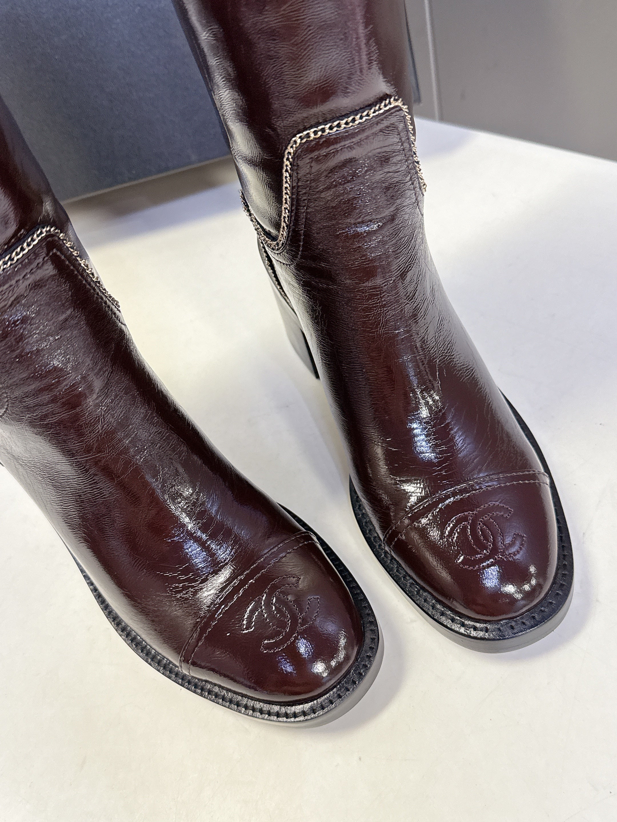 CC 26s Chain-Embellished Long Boots Brown Glossy Lambskin 948053