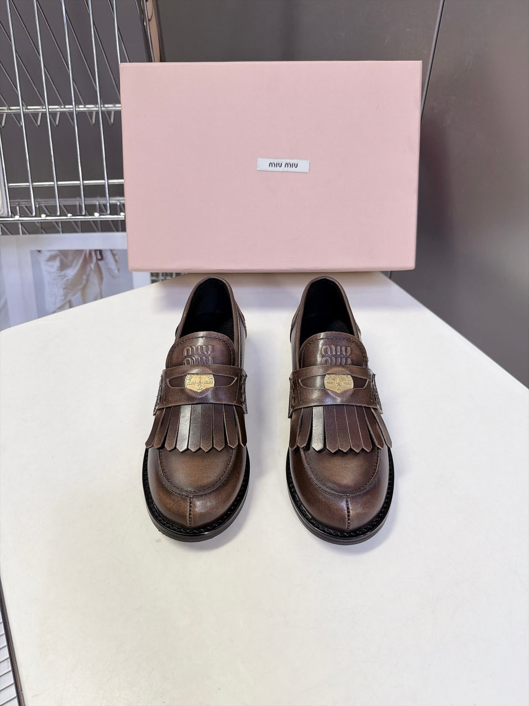 Miu 26s Fringe Loafers Coffee Glossy Leather 994219