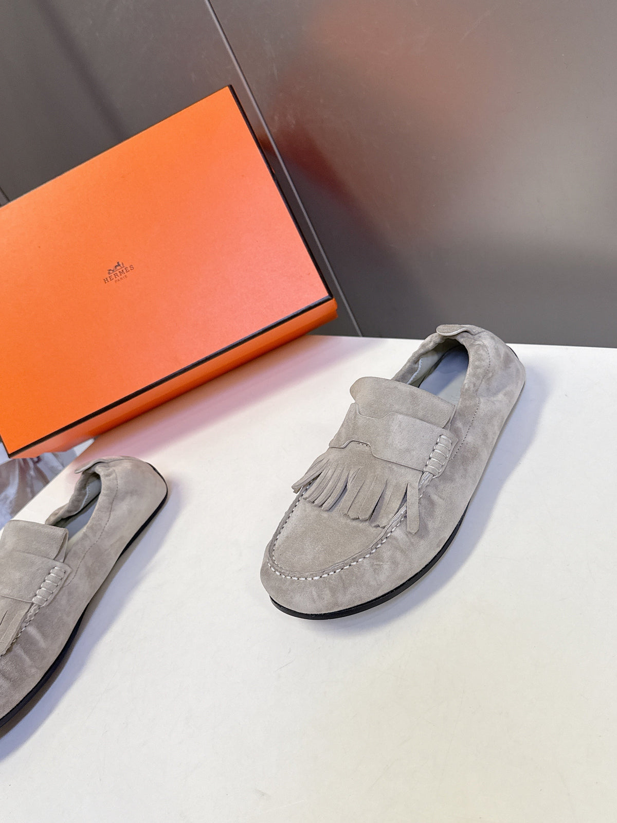 HM 26S Nod Loafers 1.5cm Grey Suede 113814