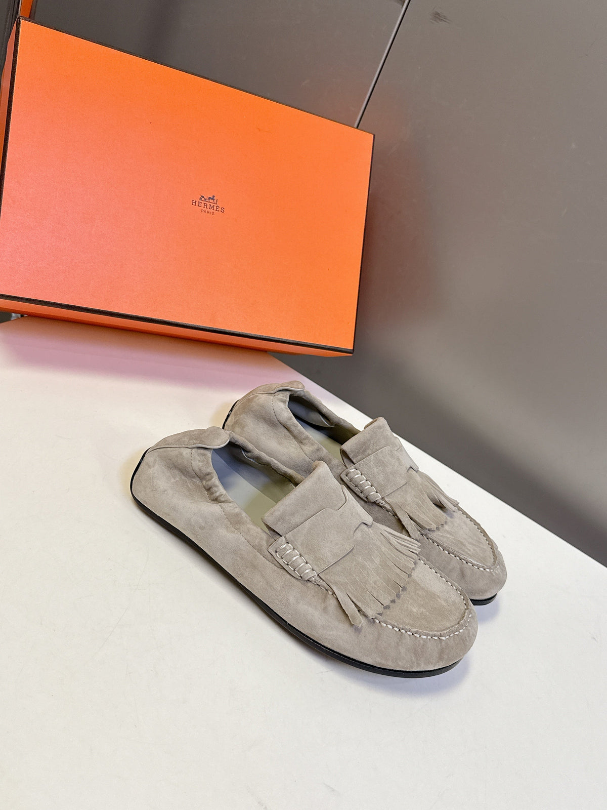 HM 26S Nod Loafers 1.5cm Grey Suede 113814