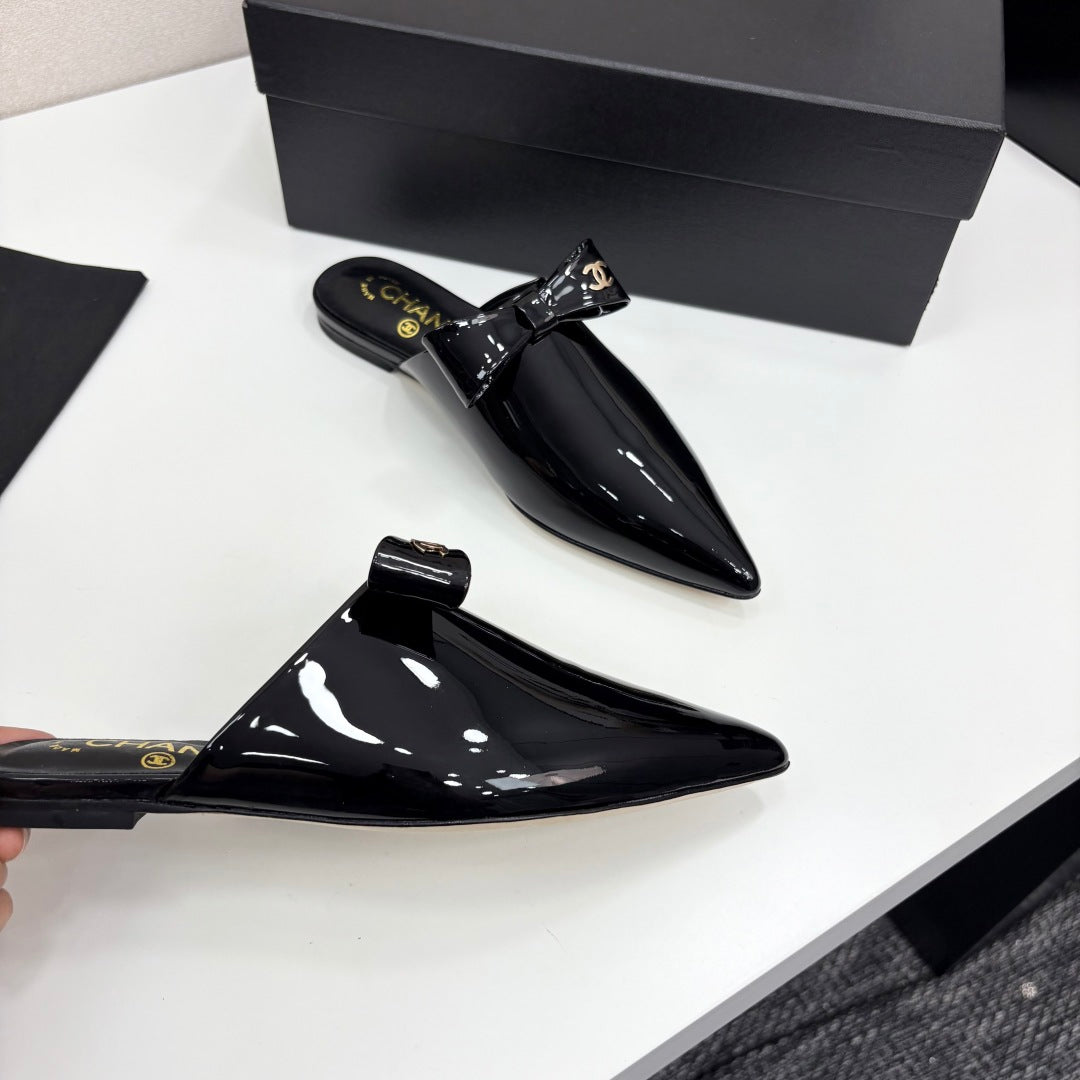 CC 25 Point-Toe Flat Mule Black Patent Calfskin 352472