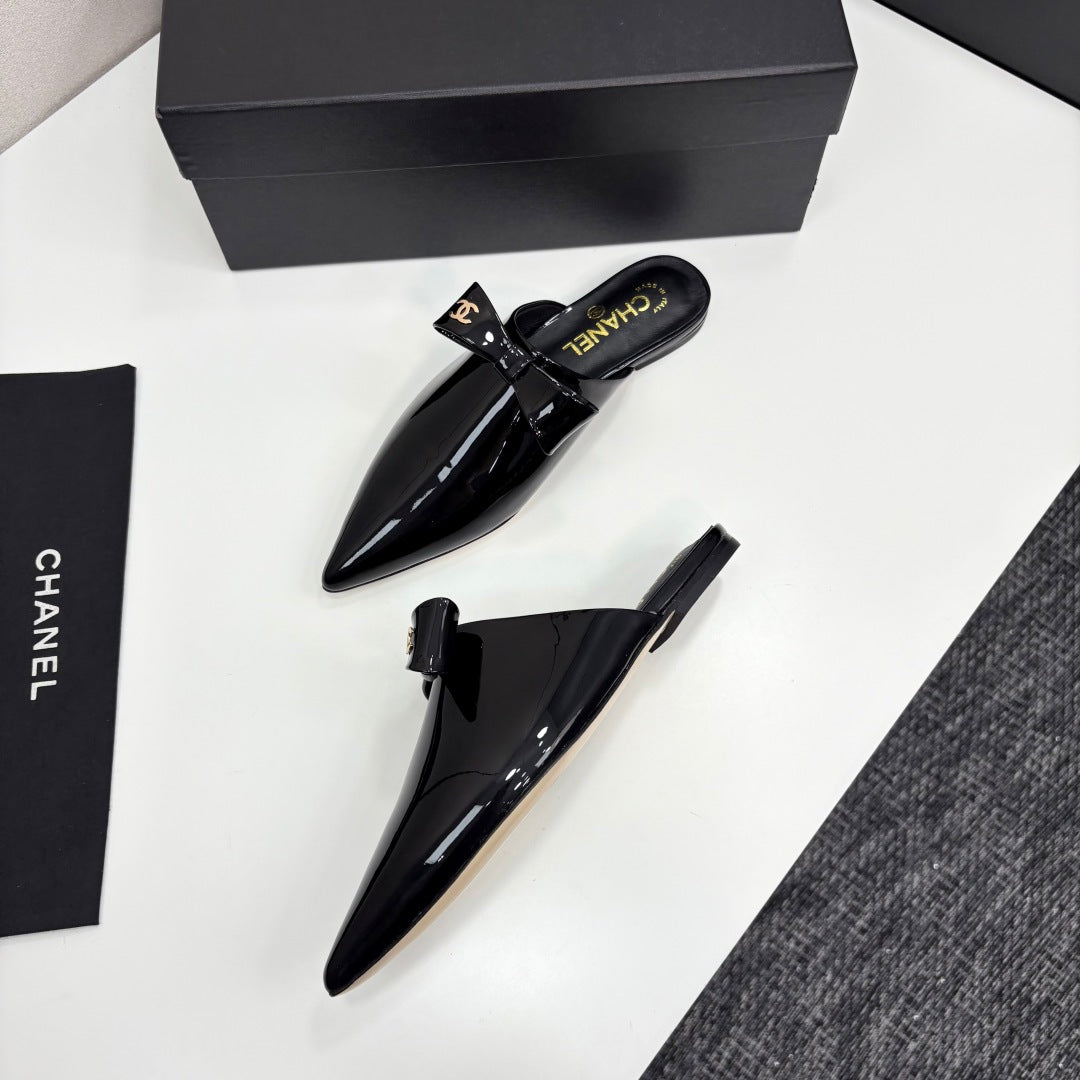 CC 25 Point-Toe Flat Mule Black Patent Calfskin 352472