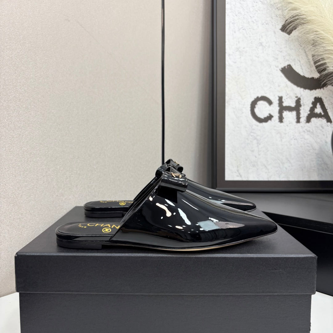 CC 25 Point-Toe Flat Mule Black Patent Calfskin 352472