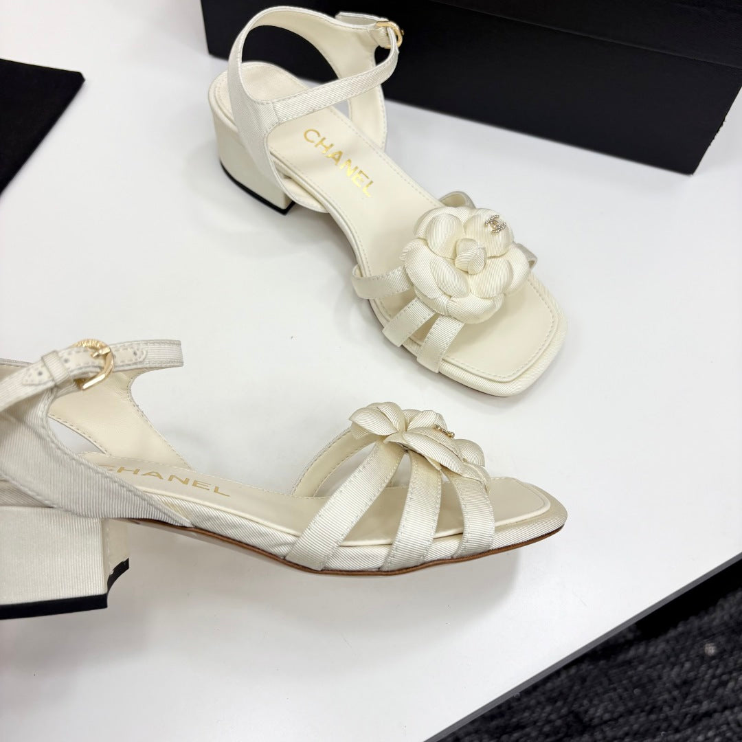 CC 25 Camellia Open Heel Sandals 50mm Ivory Sheepskin And Fabric 368812
