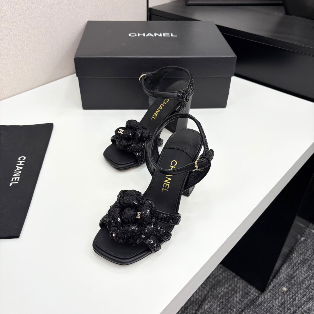 CC 25 Camellia Open Heel Sandals 90mm Black Coarse Glitter Fabric And Sheepskin 368818