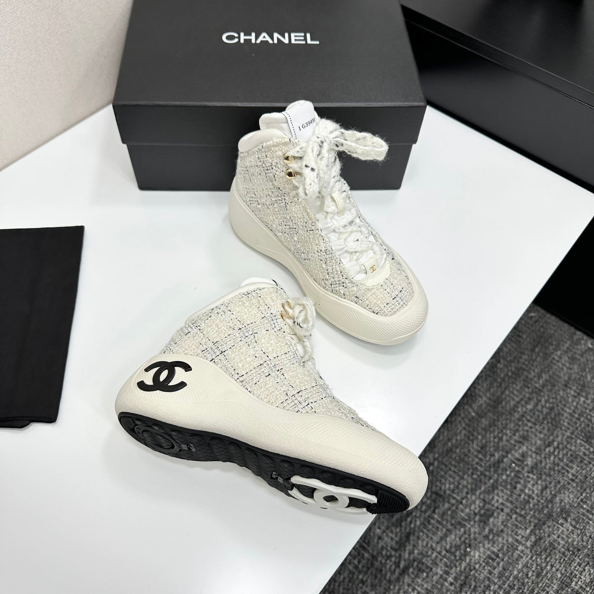CC 26s High Top Sneakers White Tweed Calfskin 135147