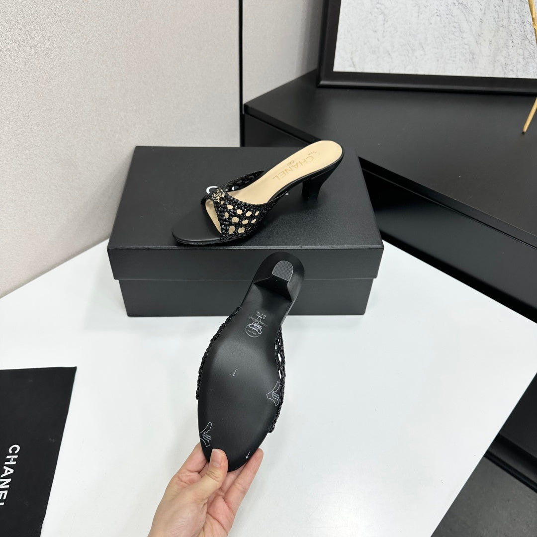CC Openwork Mule Black Woven Sheepskin 743264
