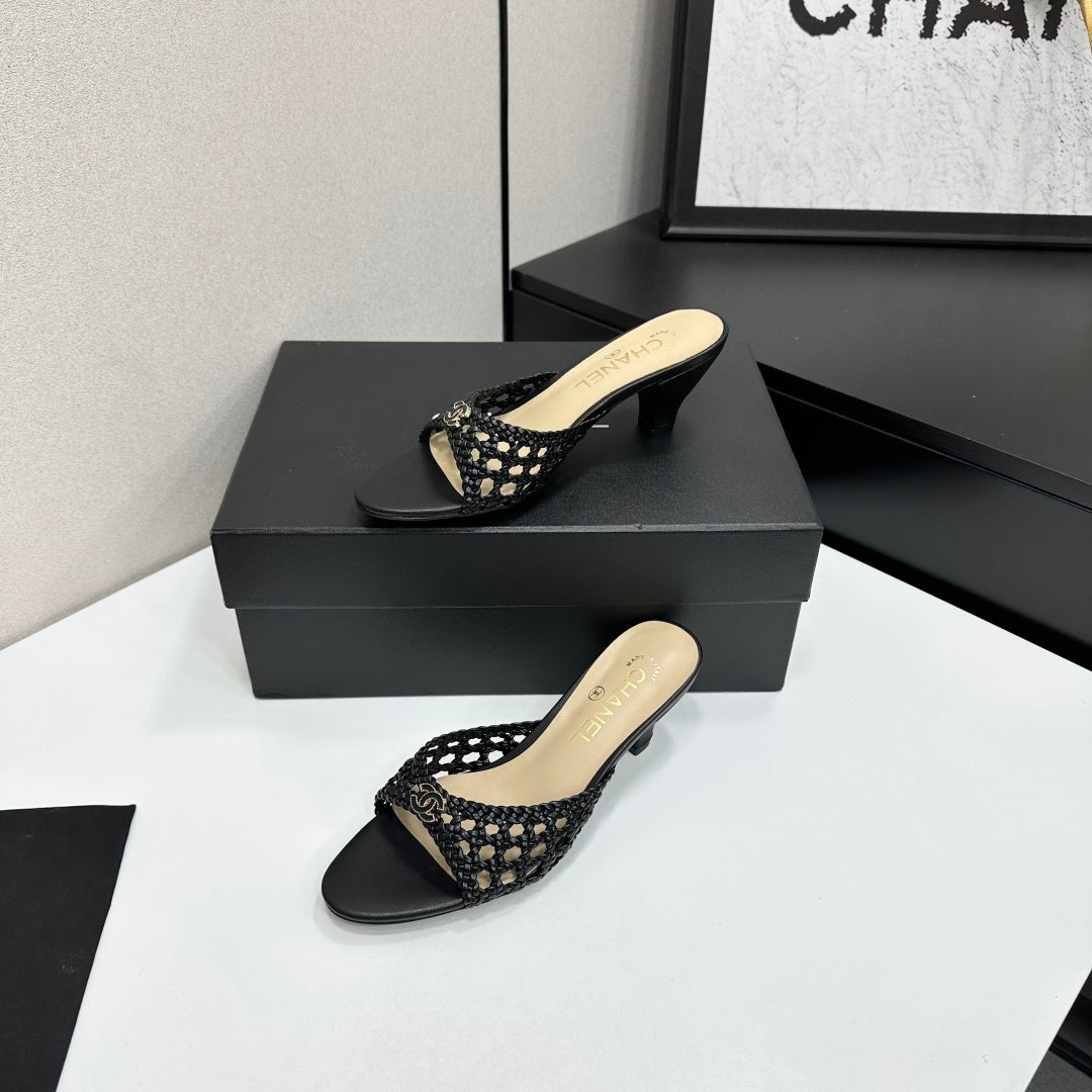 CC Openwork Mule Black Woven Sheepskin 743264