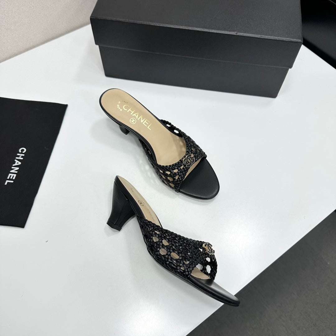 CC Openwork Mule Black Woven Sheepskin 743264