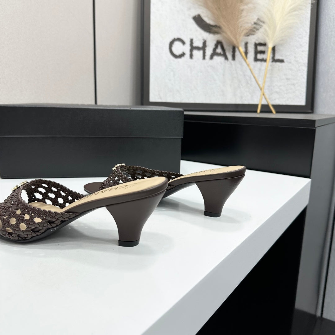 CC Openwork Mule Coffee Woven Sheepskin 743265