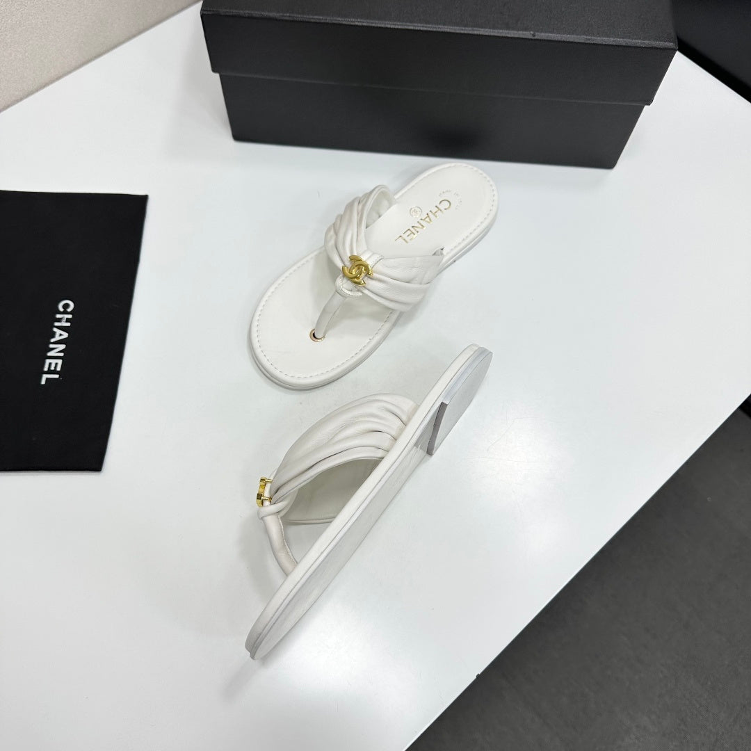 Chanel 26S Thong Sandals In White Lambskin