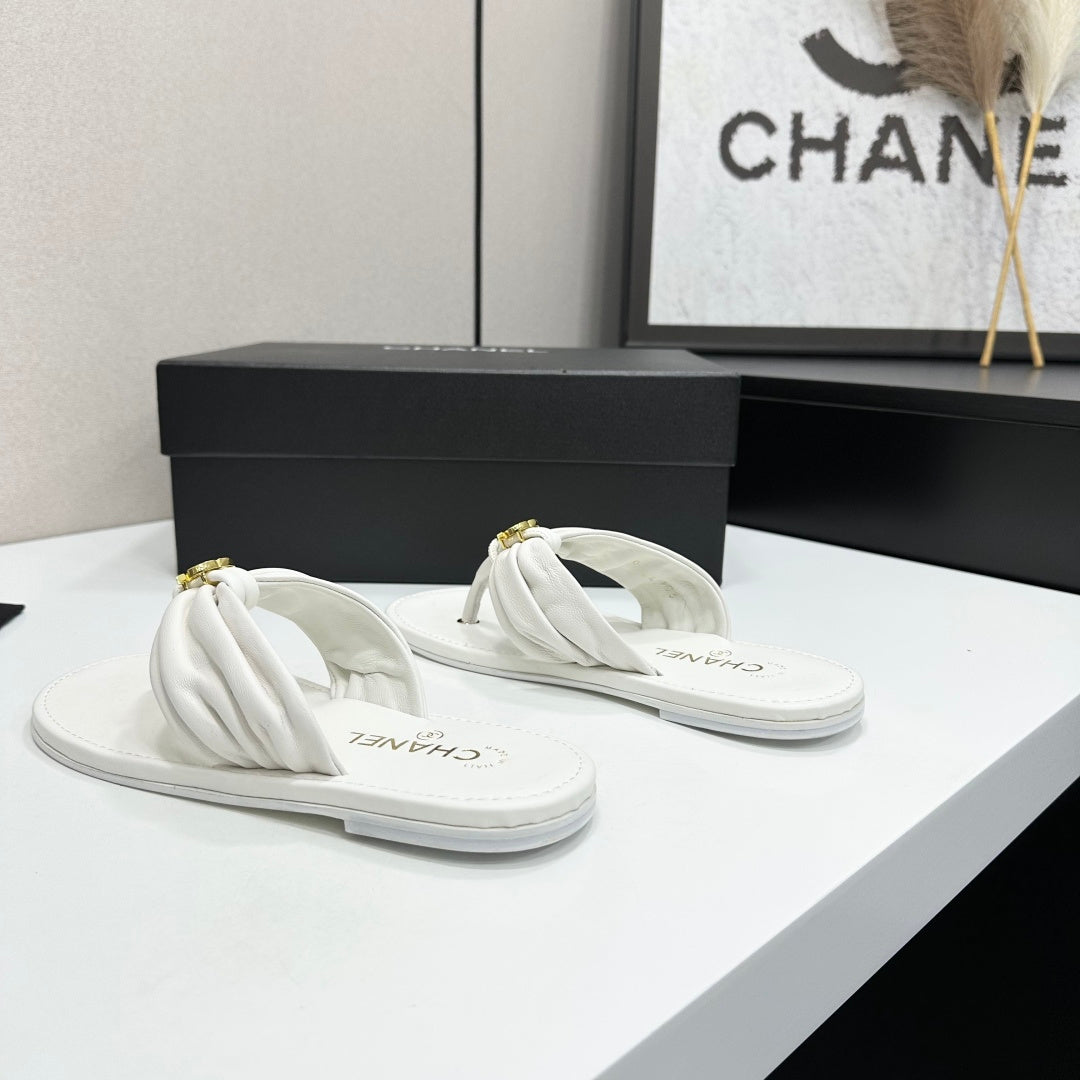 Chanel 26S Thong Sandals In White Lambskin