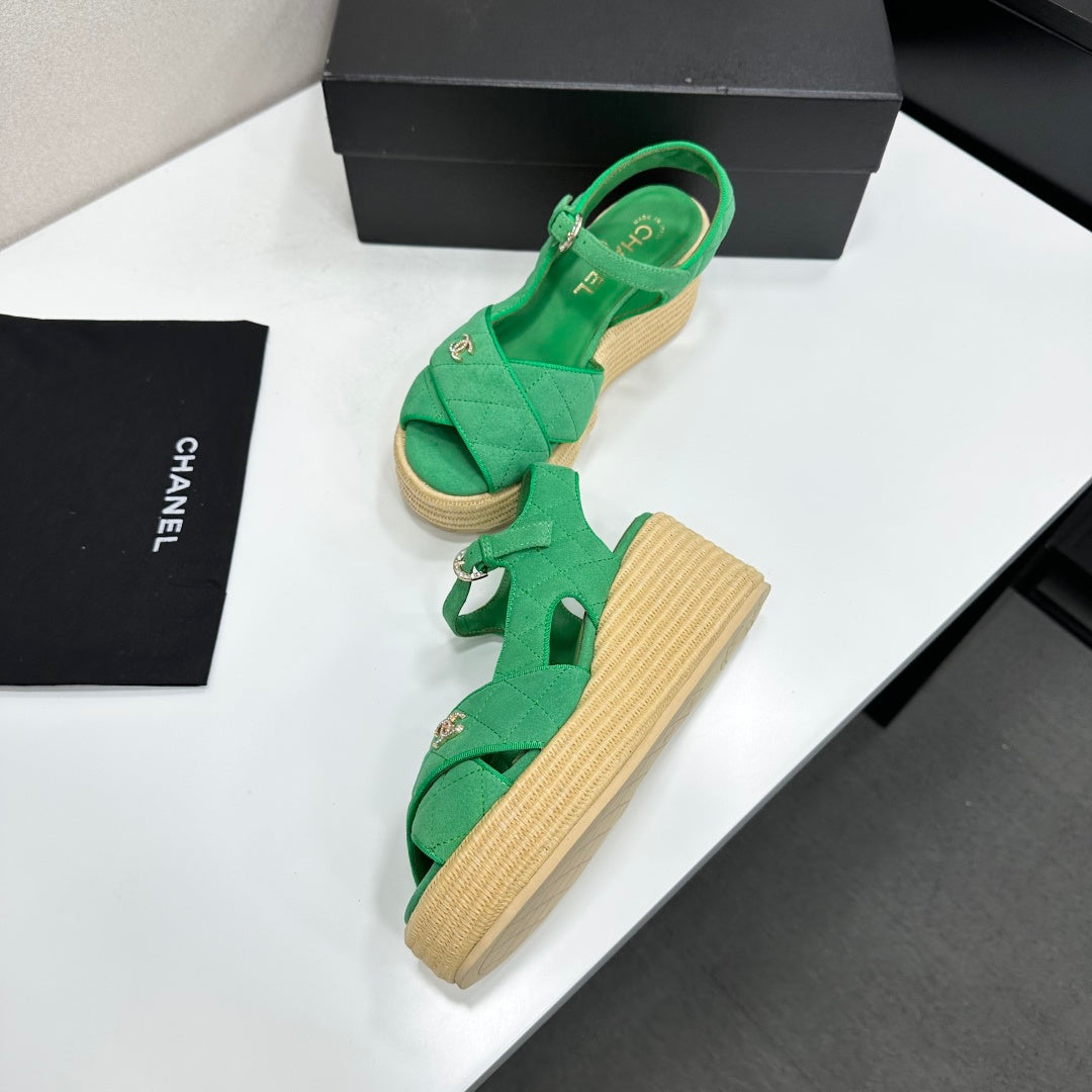 CC 26s Wedge Sandals Green Suede 925931