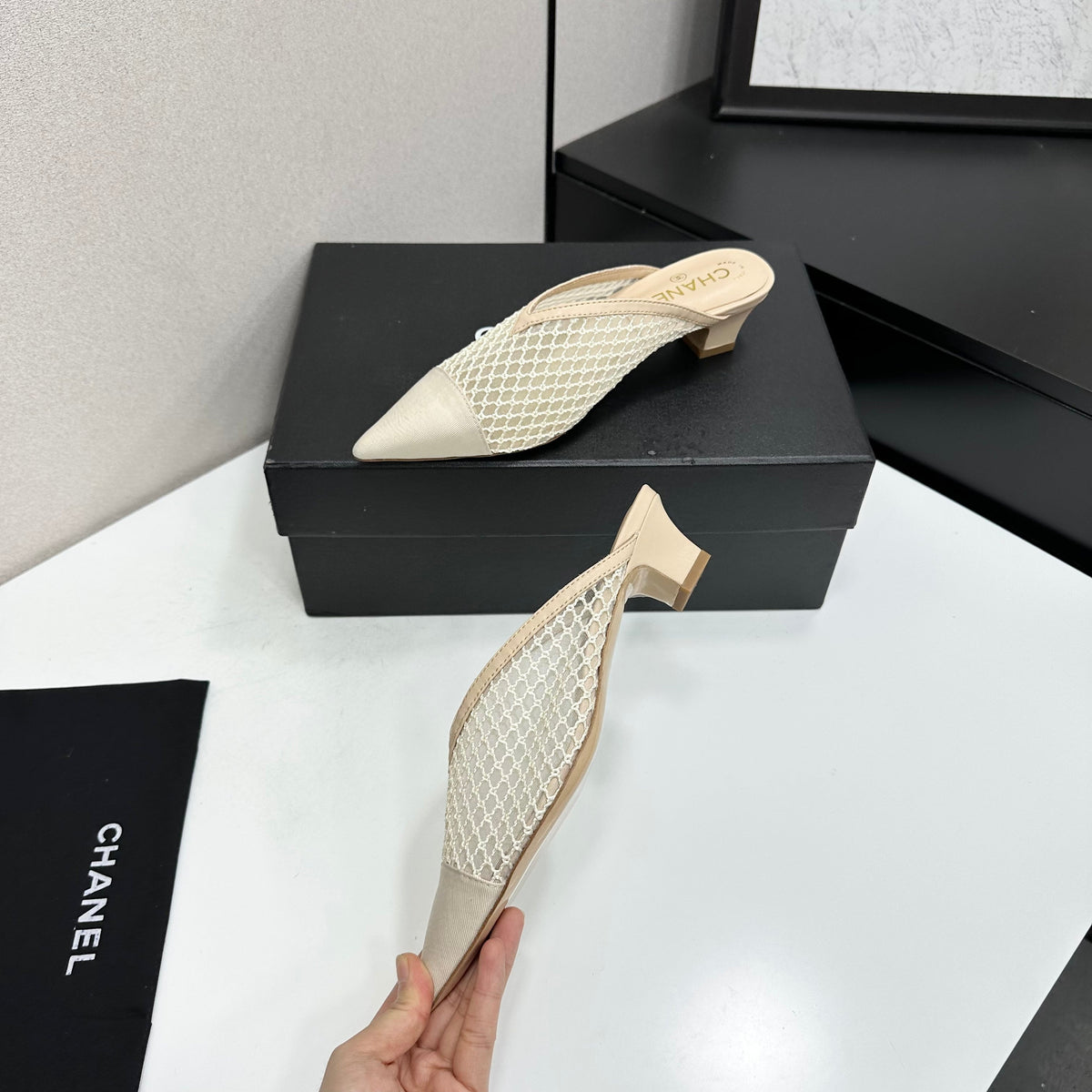 CC 26s Mules Beige Mesh Calfskin 135480
