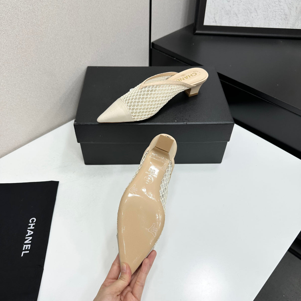 CC 26s Mules Beige Mesh Calfskin 135480