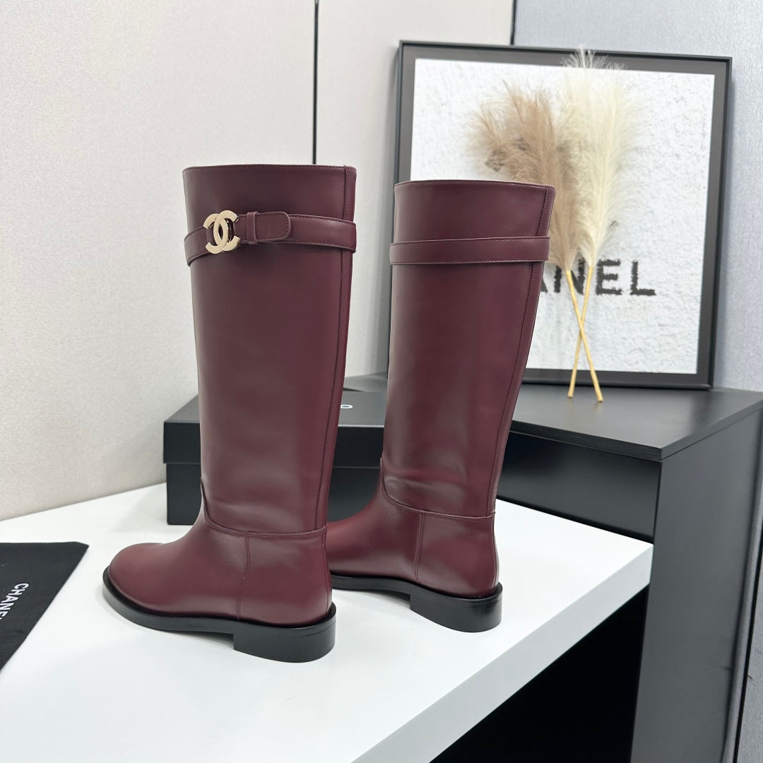 CC FW 2026 Long Flat Boot Burgundy Cowhide 925679