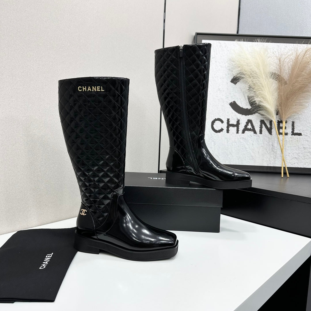 CC 26s Quilted Knee High Boots Black Patent Leather 109243