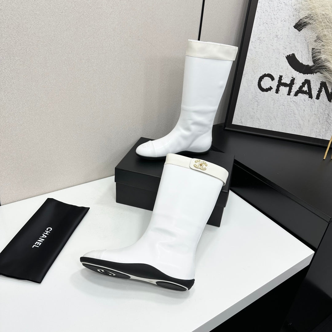 CC 26s Tall Boot Flat White Leather 145993
