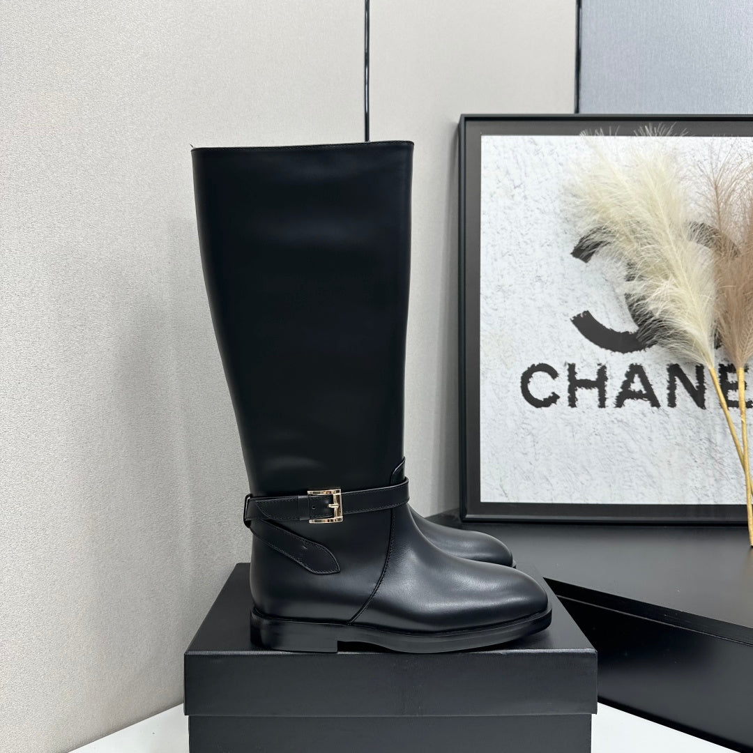CC 26S Buckle Jumping Boots 3cm Black Leather 109268