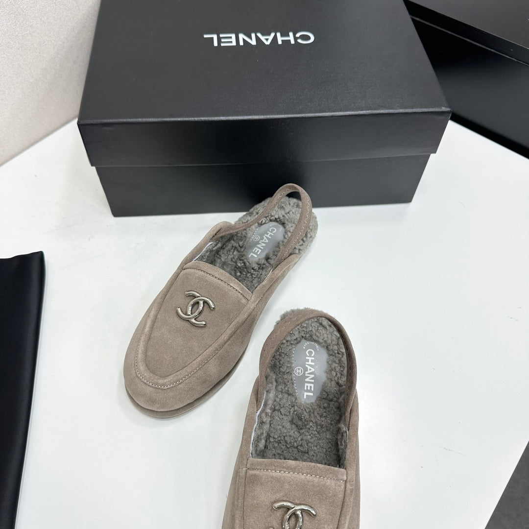 CC 26S Slingback Mules Khaki Shearling Suede 147328
