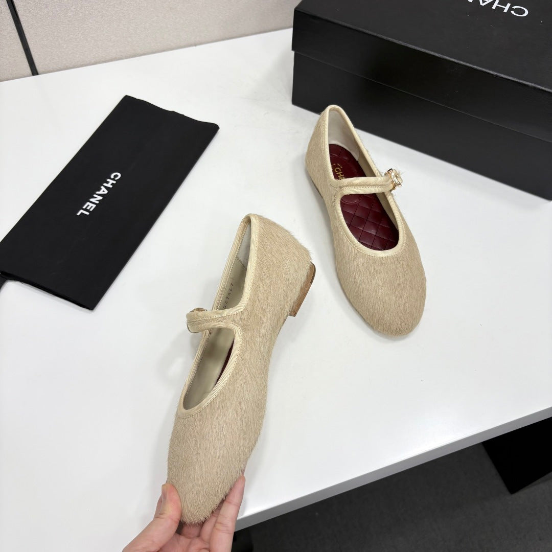 CC 2026 Mary Jane Ballet Flats Beige Logo Pony Hair 193782