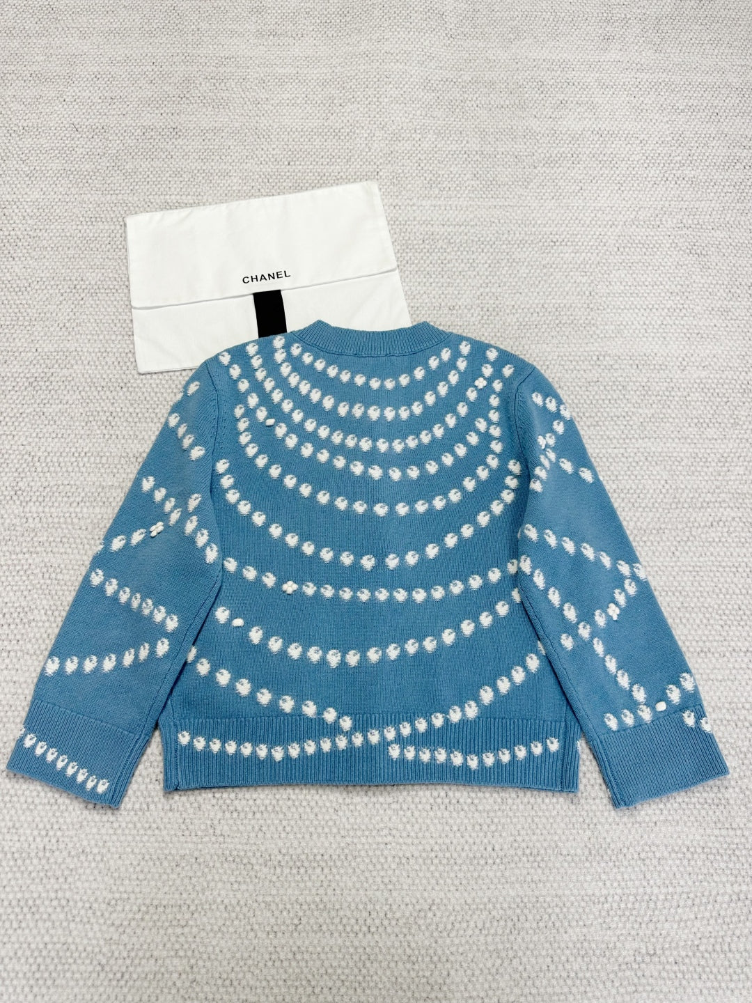 CC 25 Pearls Cardigan Pink CC 25 Pearls Cardigan Blue Cashmere