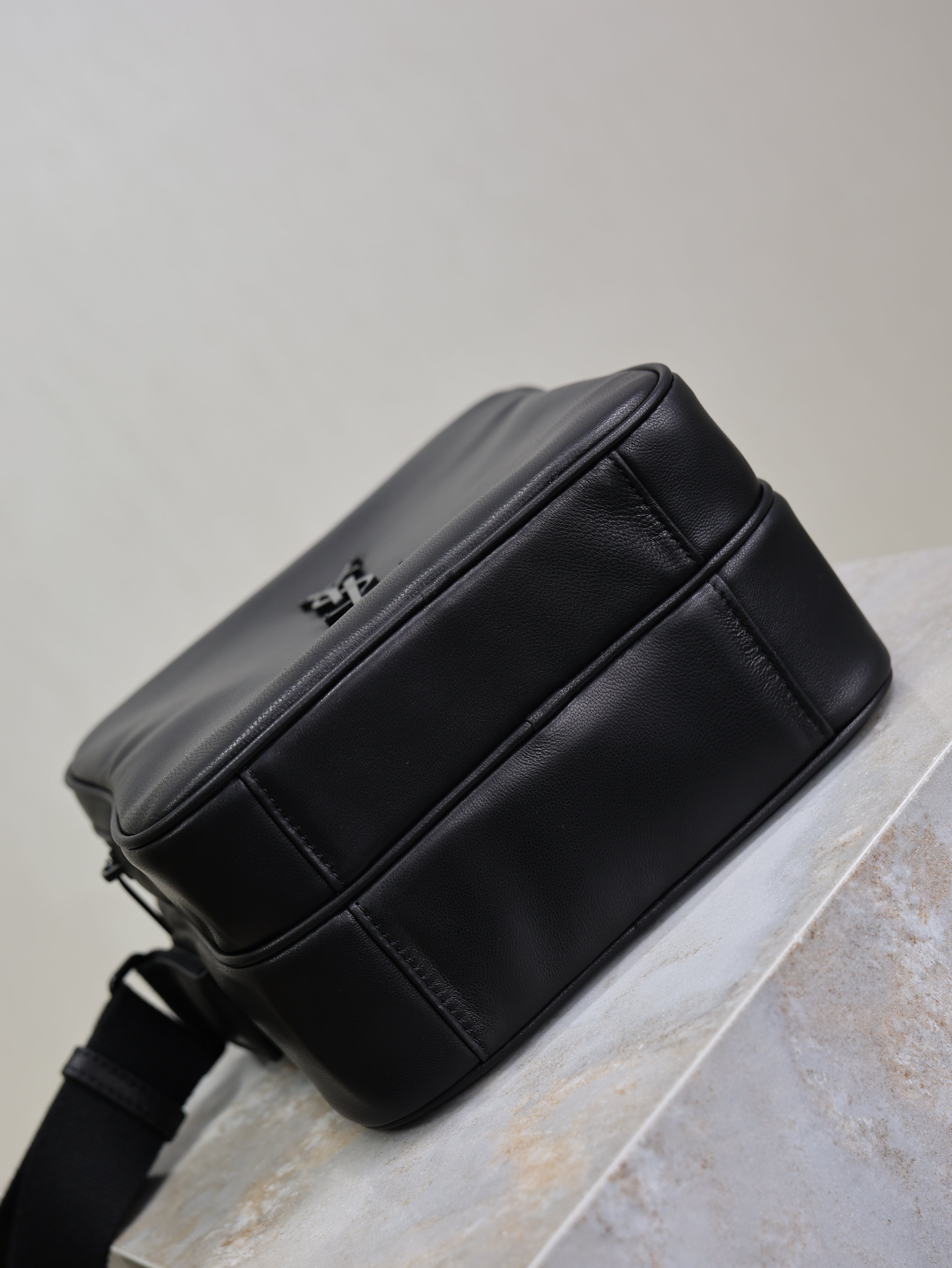 Prada Niki Camera Bag 19.5cm Black Lamskin HW