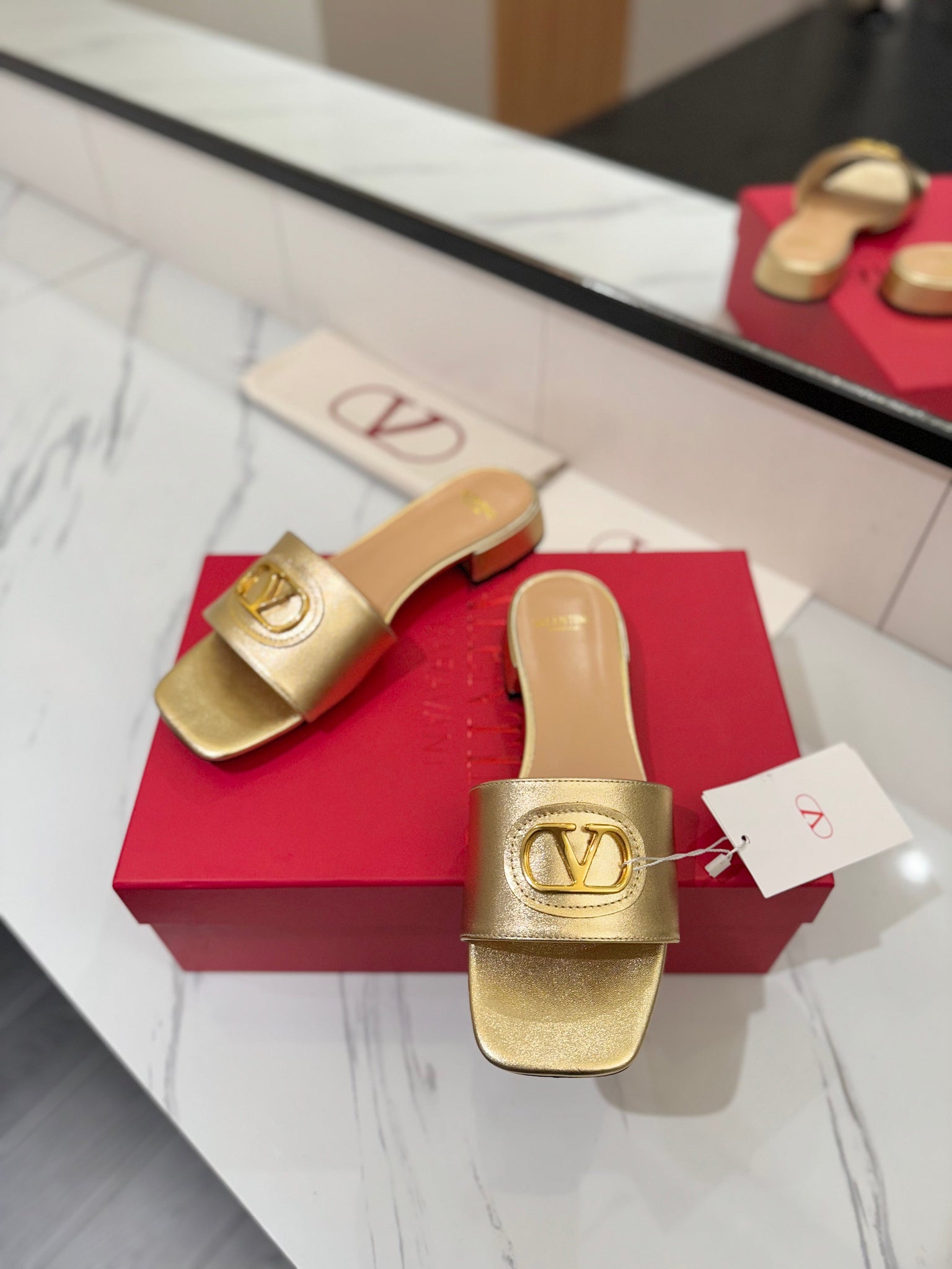 Valentino 26s Sandals Gold Smooth Calfskin With Gold Hardware