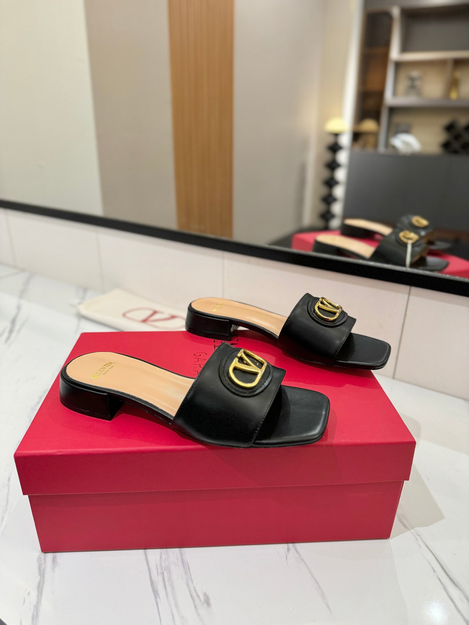 Valentino 26s Sandals Black Smooth Calfskin With Gold Hardware